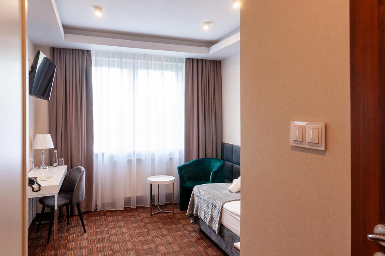 Hotel Gringo ปีวา ภายนอก รูปภาพ